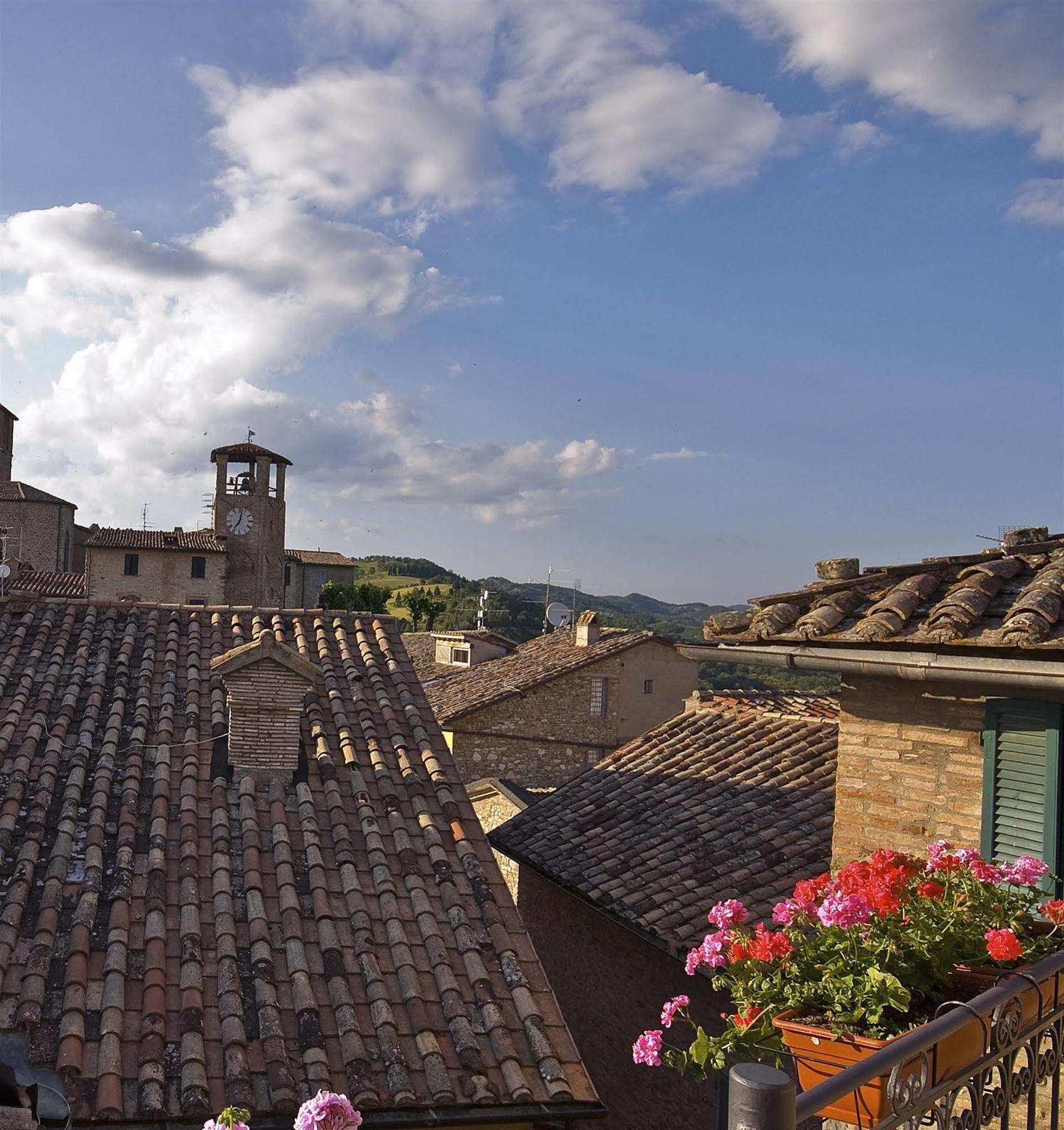 La Locanda Del Capitano Montone  Buitenkant foto