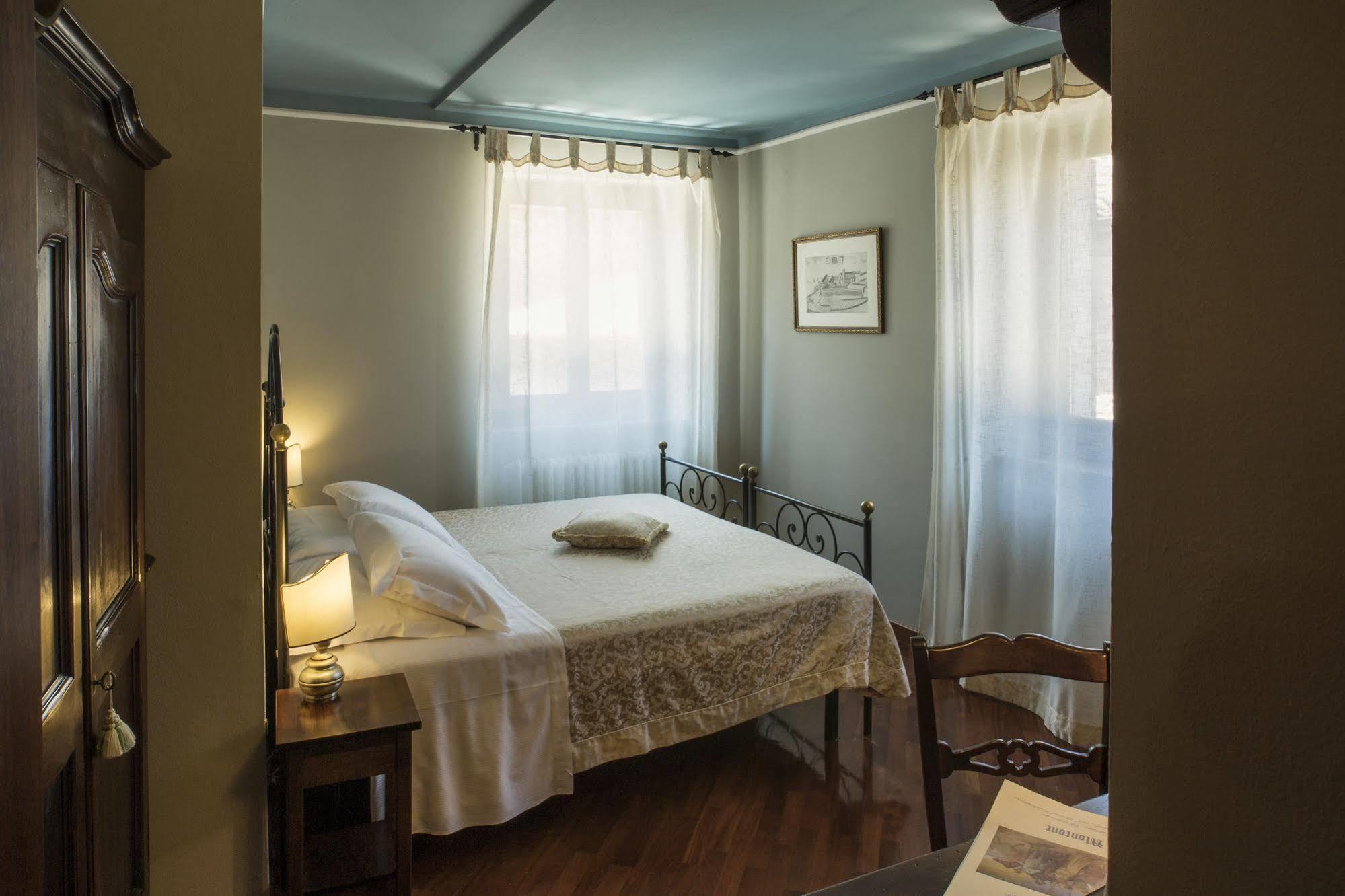 La Locanda Del Capitano Montone  Buitenkant foto