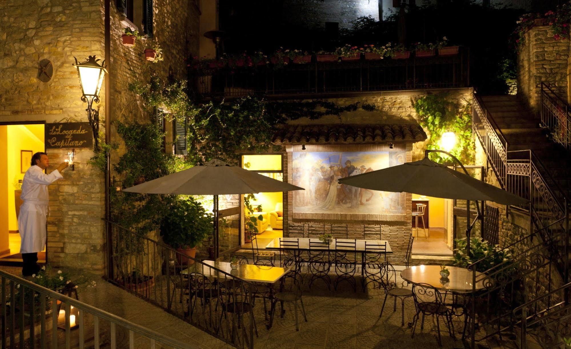 La Locanda Del Capitano Montone  Buitenkant foto